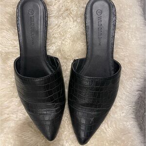 Perfect work slip on mules!